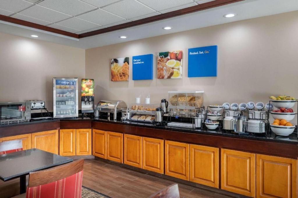 Comfort Inn & Suites Camden Eksteriør bilde